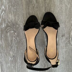 H and M black bow heels
